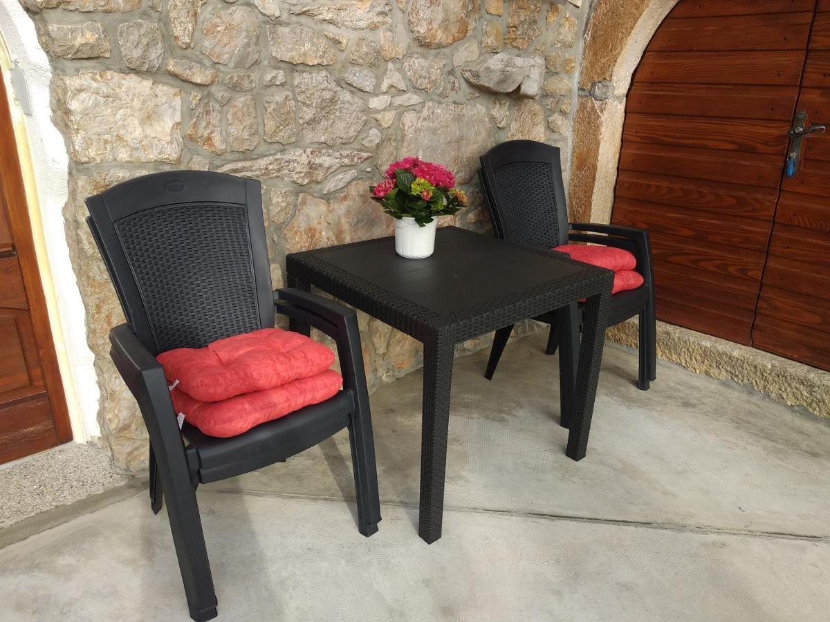 Apartment Samanic Малинска Экстерьер фото