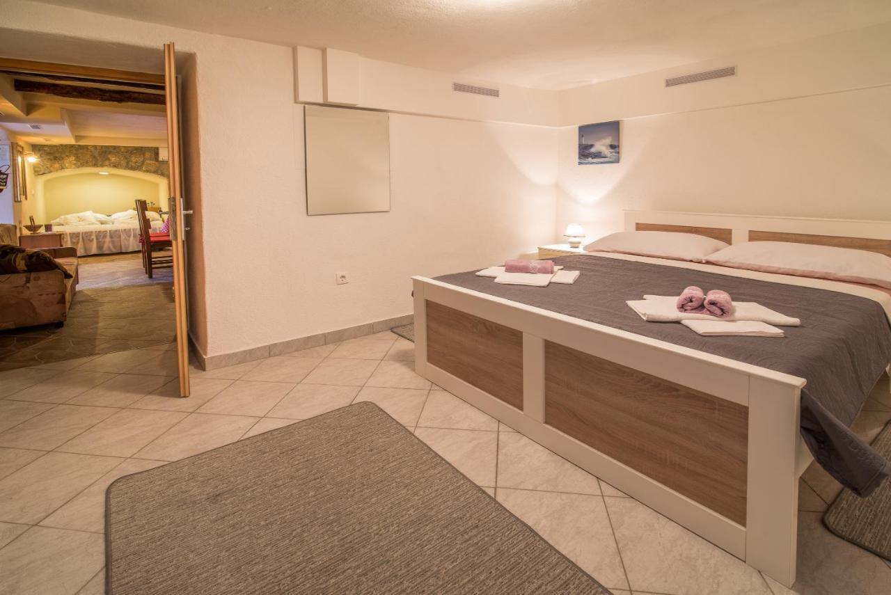 Apartment Samanic Малинска Экстерьер фото